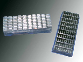 Spannbackeneinsätze nach Kundenwunsch